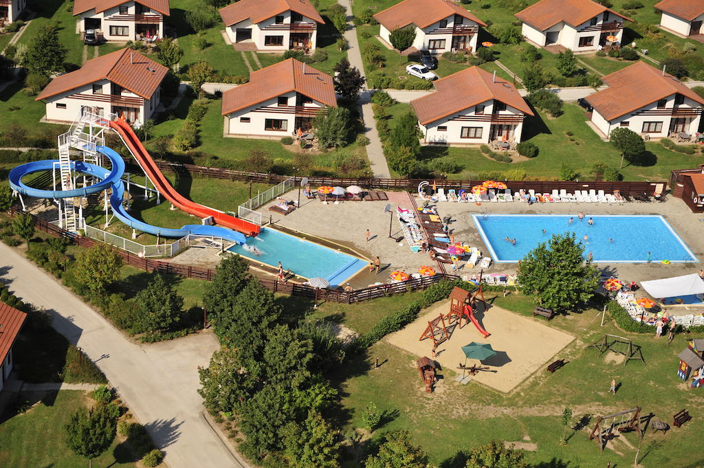 Villapark Vargesztes Várgesztes Exterior foto